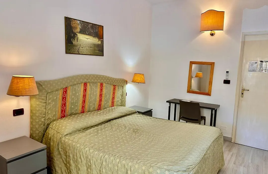 Hotel Ely-1